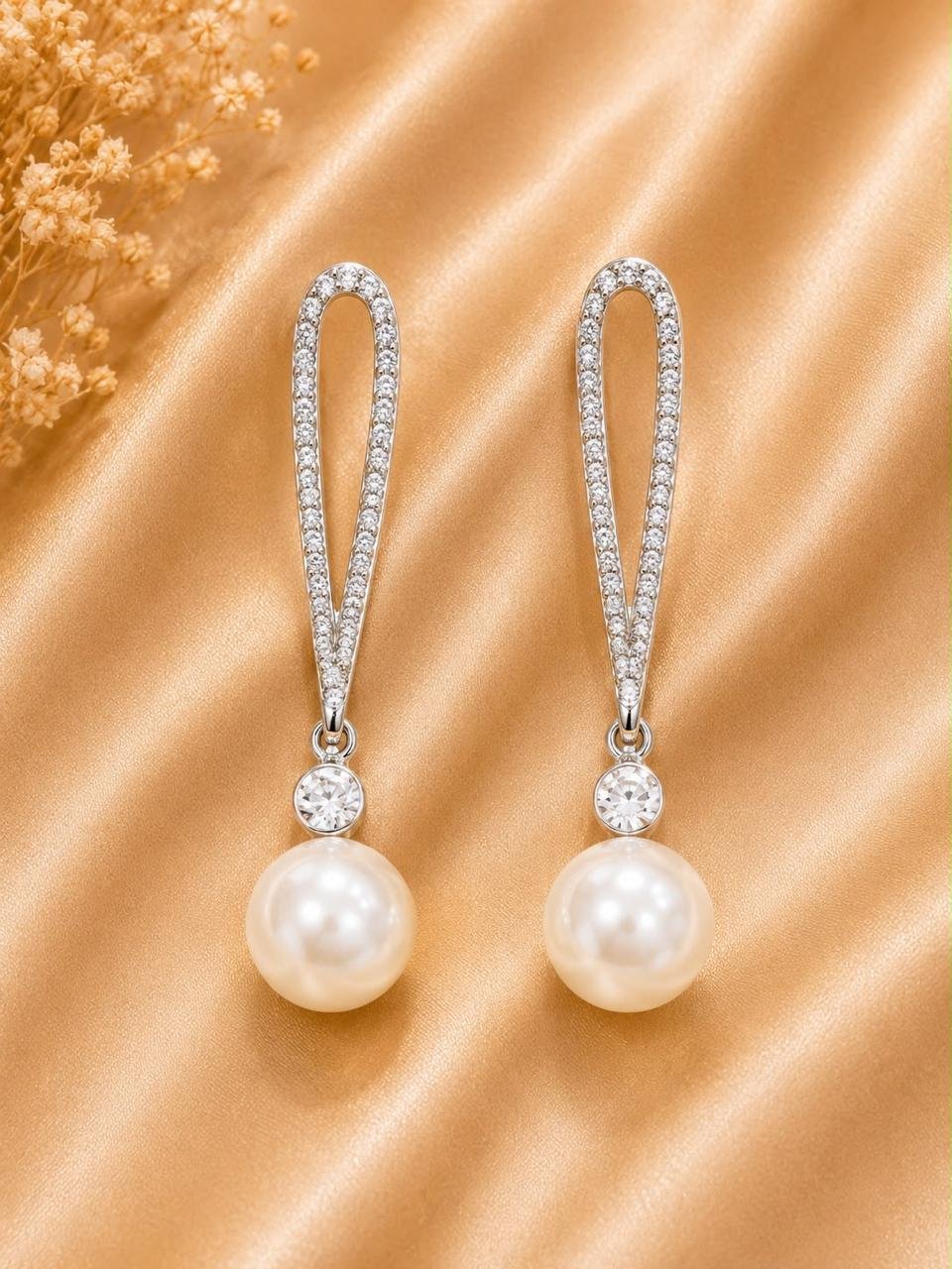 Product Name: Pearl & Crystal Teardrop Drop Earrings