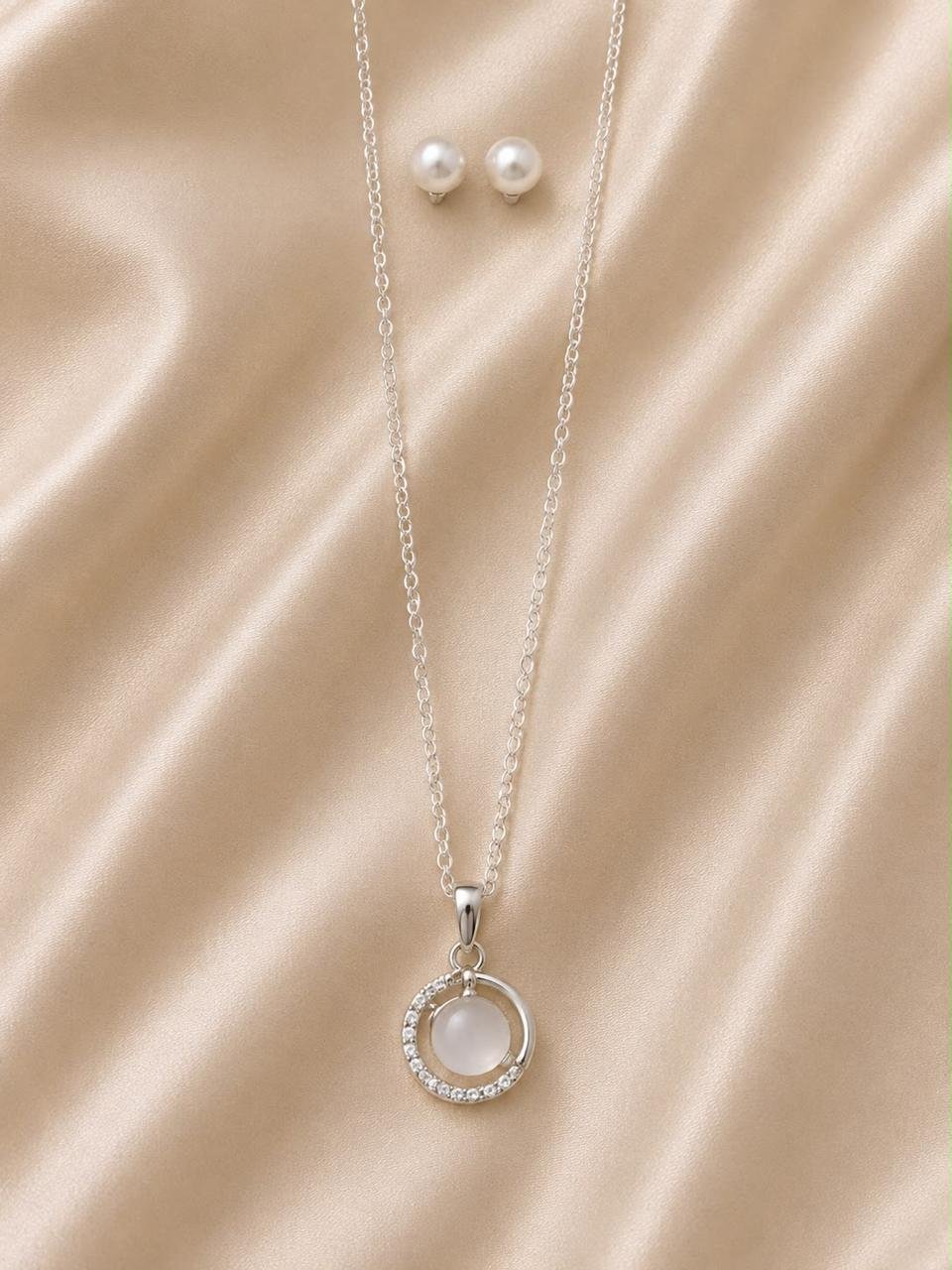 Product Details – Pearl Circle Necklace & Earring Set